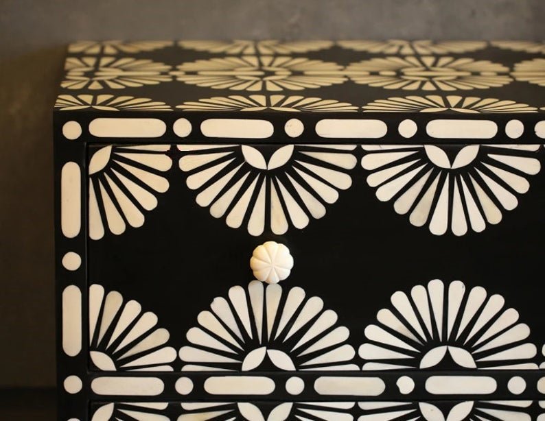 Black 3 Drawers Dresser