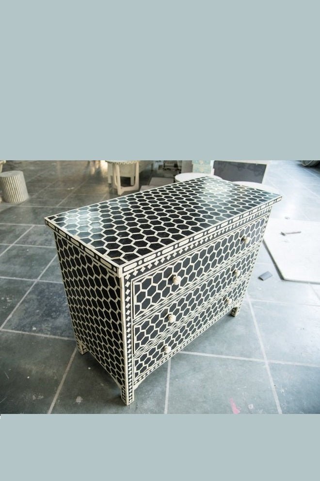 Black Bone Inlay Honeycomb Design Chest Of 3 Drawers