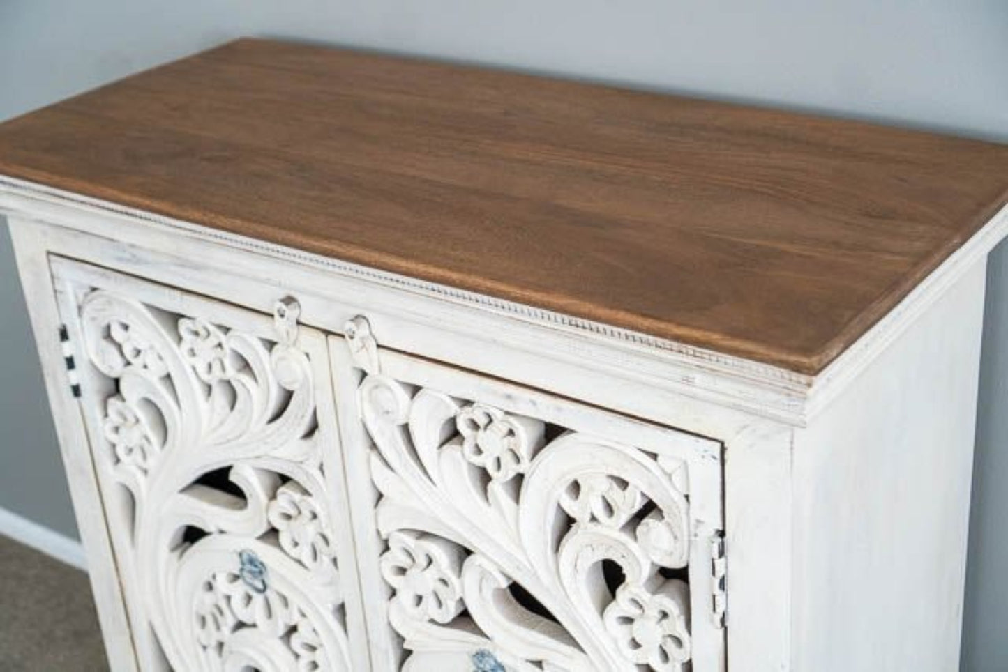 Beautiful Doors of Cabinet