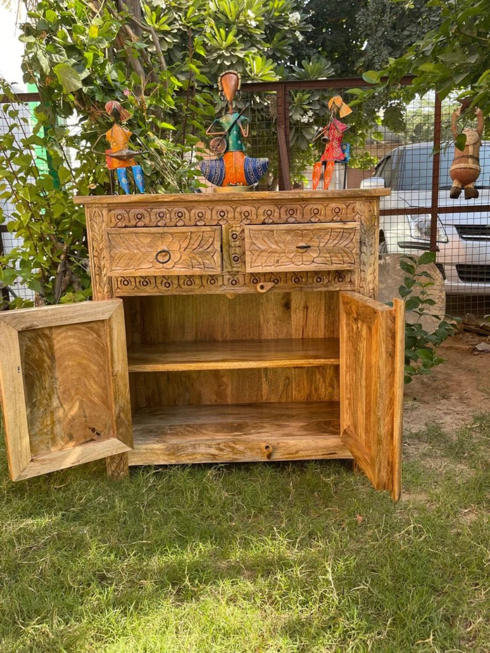 Sideboard