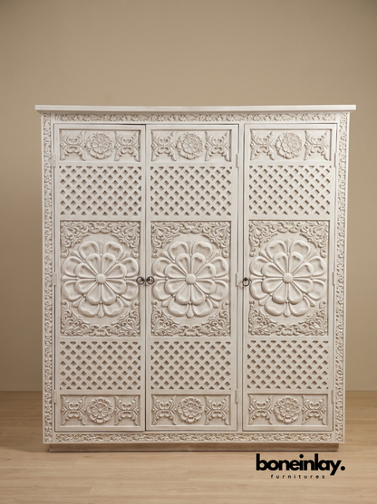 Hand-Carved Luxury White Wood Ornate Bedroom Set (6-Piece Suite)