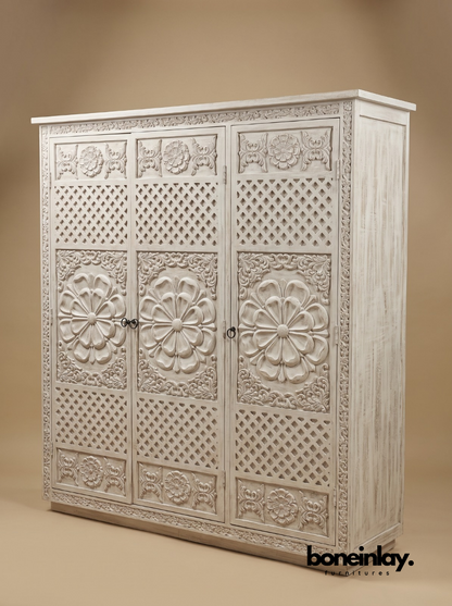 Hand-Carved Luxury White Wood Ornate Bedroom Set (6-Piece Suite)