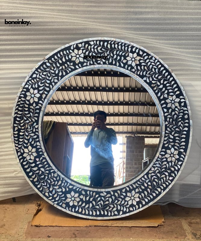 Black floral Mother of Pearl round wall mirror with intricate vine and flower inlay pattern – handcrafted Indian decorative mirror frame