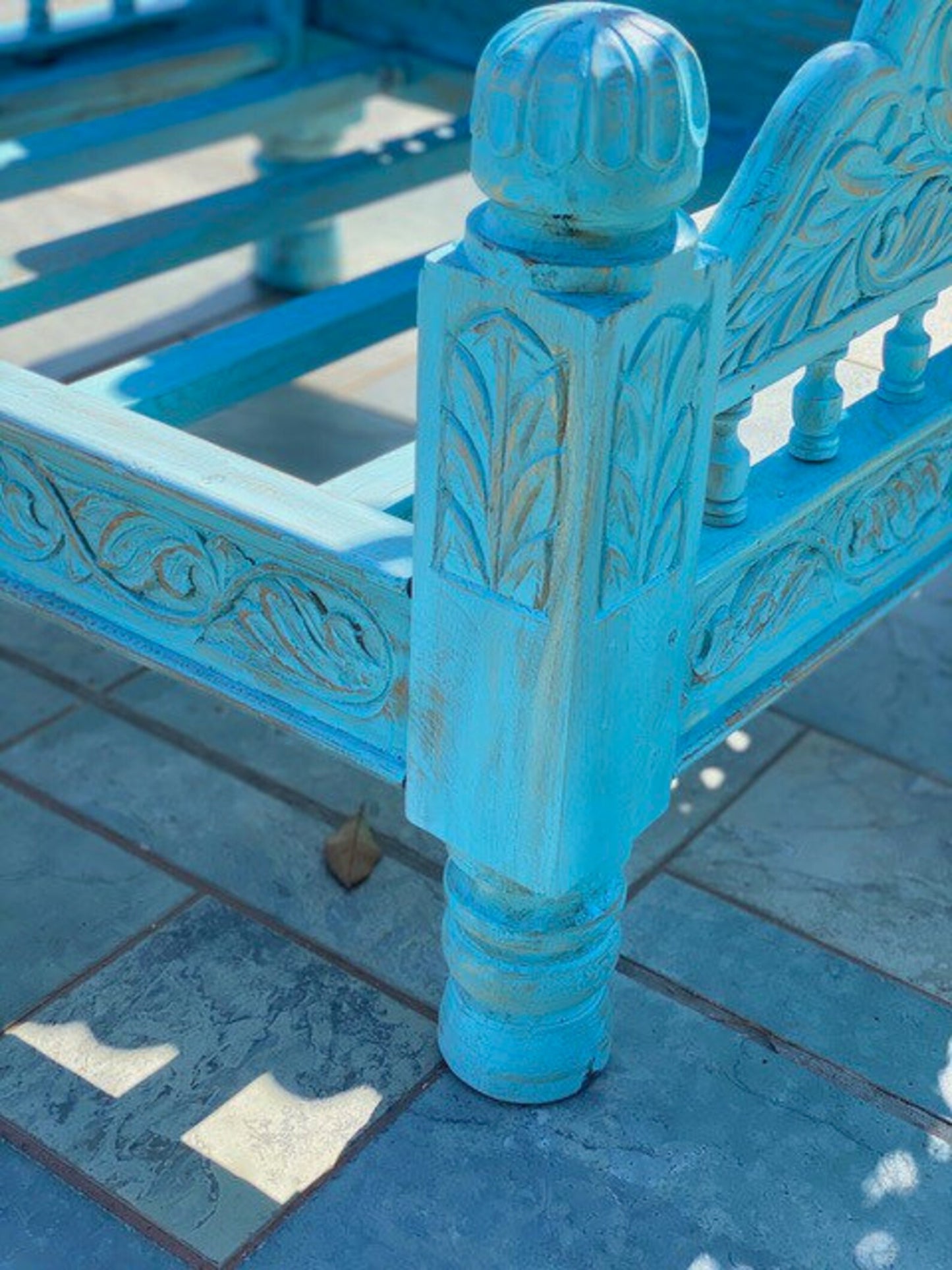 Carved Sofa Chair leg