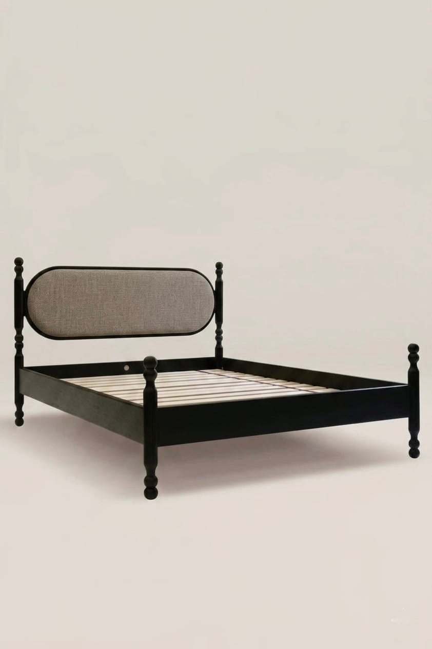 The Totem Transitional Sculptural Poster Bed with Plaid Headboard
