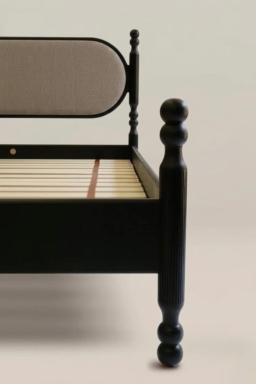 The Totem Transitional Sculptural Poster Bed with Plaid Headboard