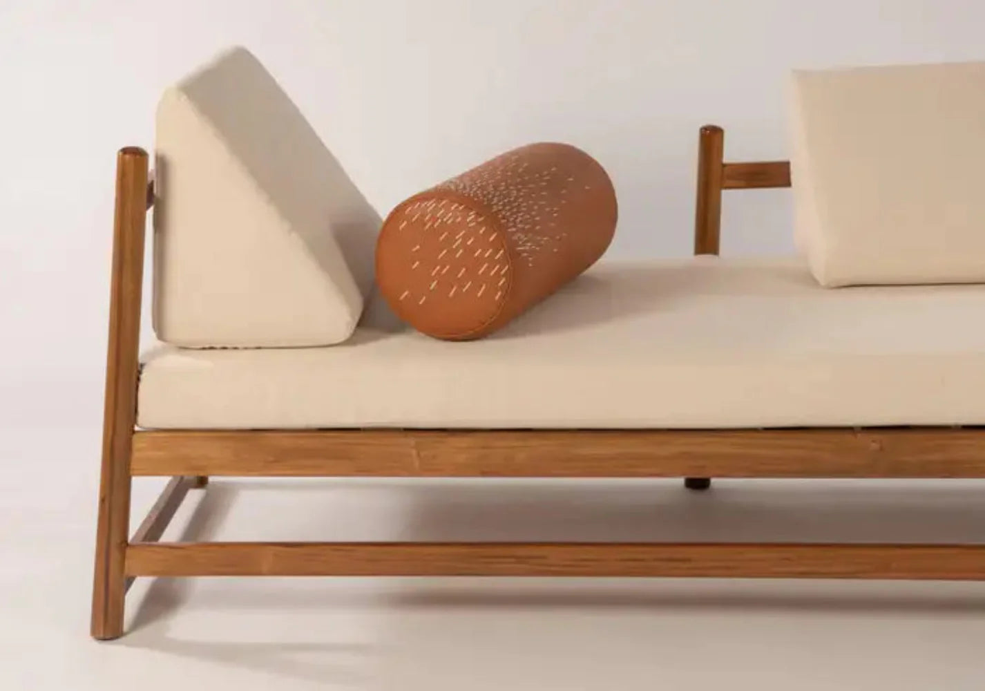 Designer Outdoor Beautiful Daybed Sofa