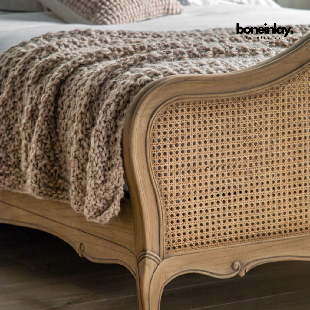french footboard carving