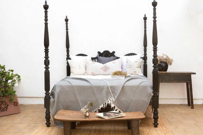 Handcrafted Finely Carved British Colonial Four - Poster Wooden Bed Bed - Bone Inlay Furnitures