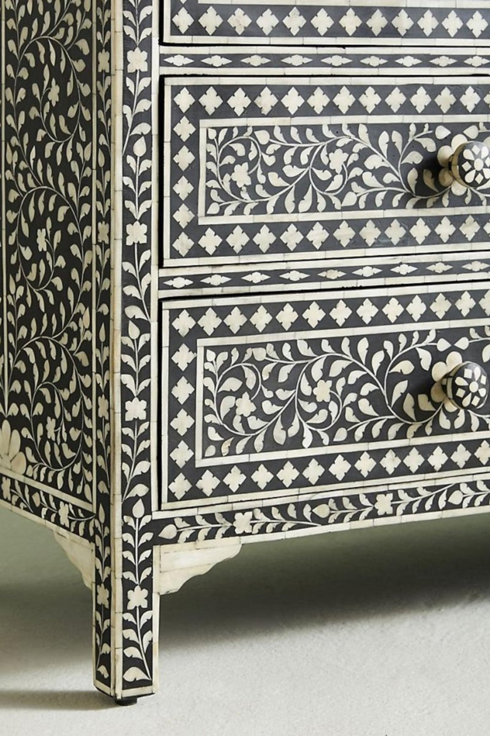 Floral Bone Inlay 3-Drawer Dresser
