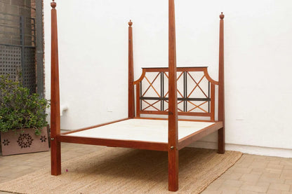 Exquisite Handmade Cottage Style Solid wood Poster Bed 