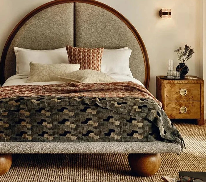 Queen size bed