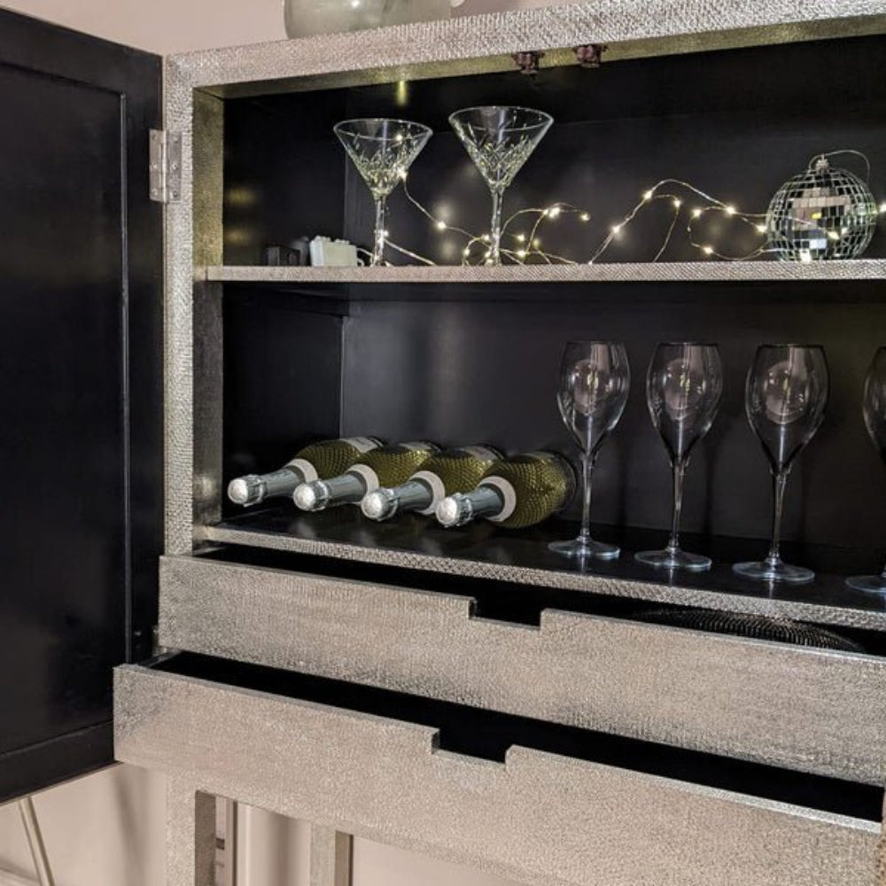 White Metal Embossed Bar Cabinet with Two Door Bar Cabine