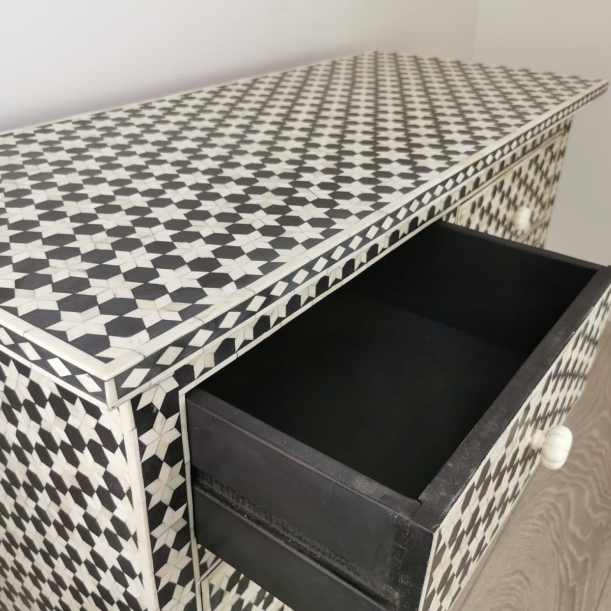 Handmade Bone inlay Star chest of 4 drawers | Bedroom Dresser in Black Color Chest of Drawers - Bone Inlay Furnitures